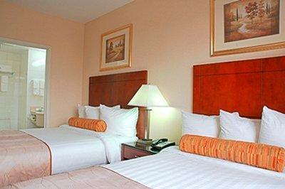 Best Western Plus Arena Hotel New York Kültér fotó